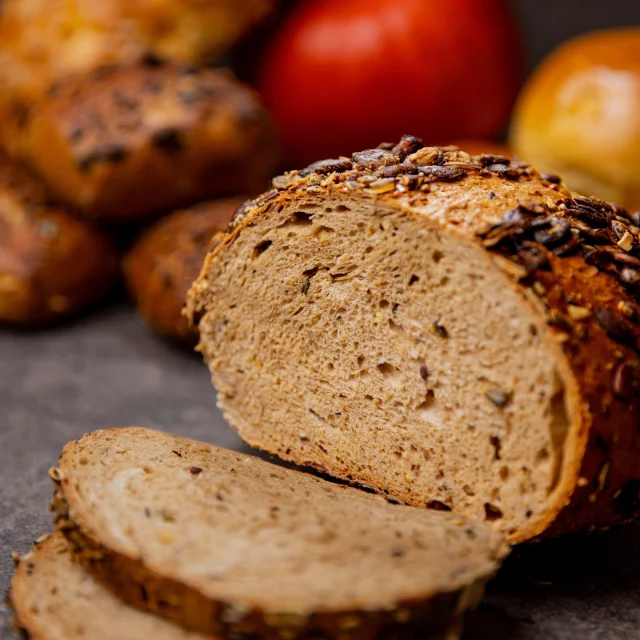 Kürbiskernliebe. Jetzt auch als Brot.⁠ Herrlich nussig, innen saftig, außen kernig-knackig und vollgepackt mit Steirisch...