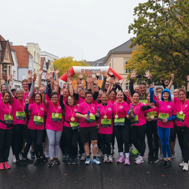 Echt gutes Team. Am Sonntag ist es wieder so weit: Wir starten beim 5 km Müller & Egerer Lauf im Rahmen des Oldenburg Ma...